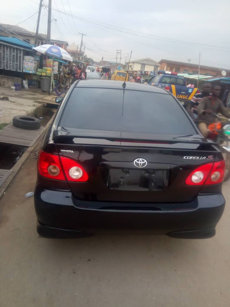 Buy 2006 foreign-used Toyota Corolla Lagos