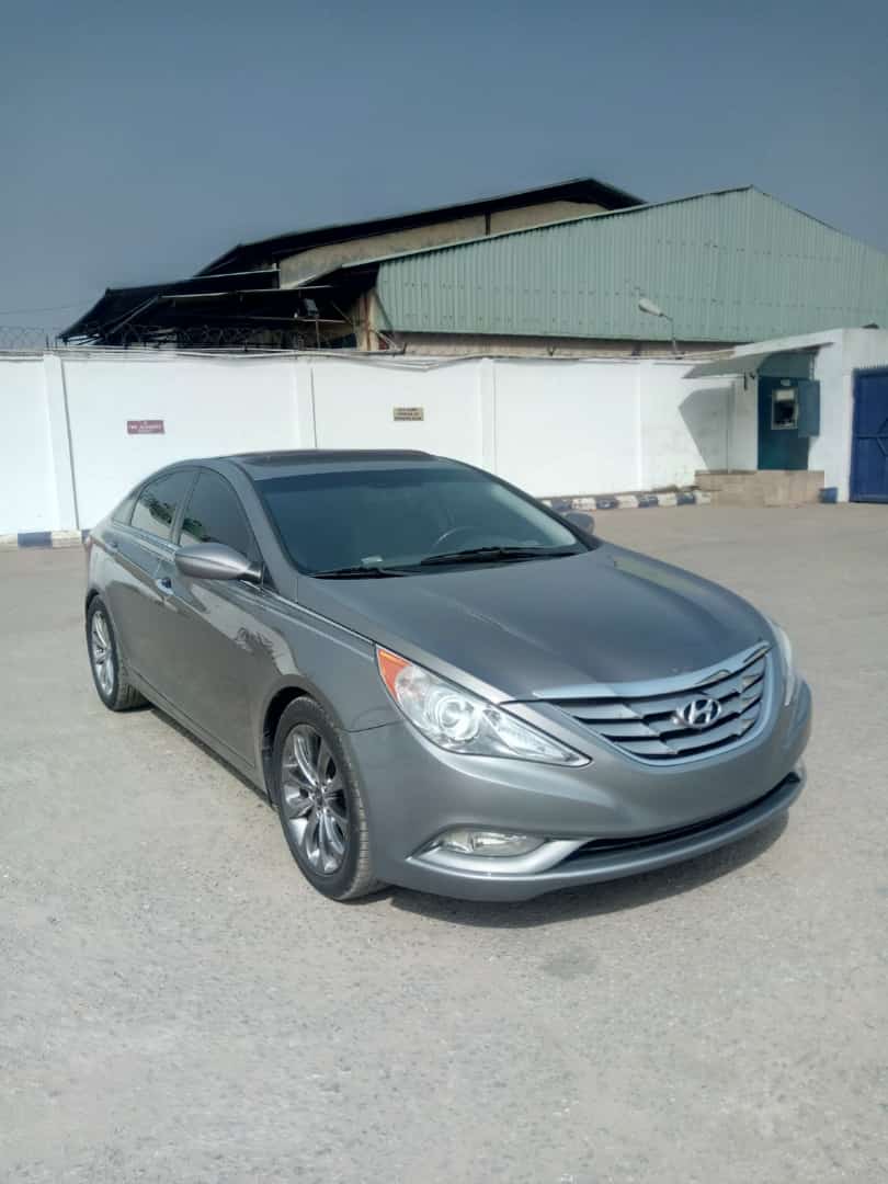 Buy 2011 foreign-used Hyundai Sonata Lagos