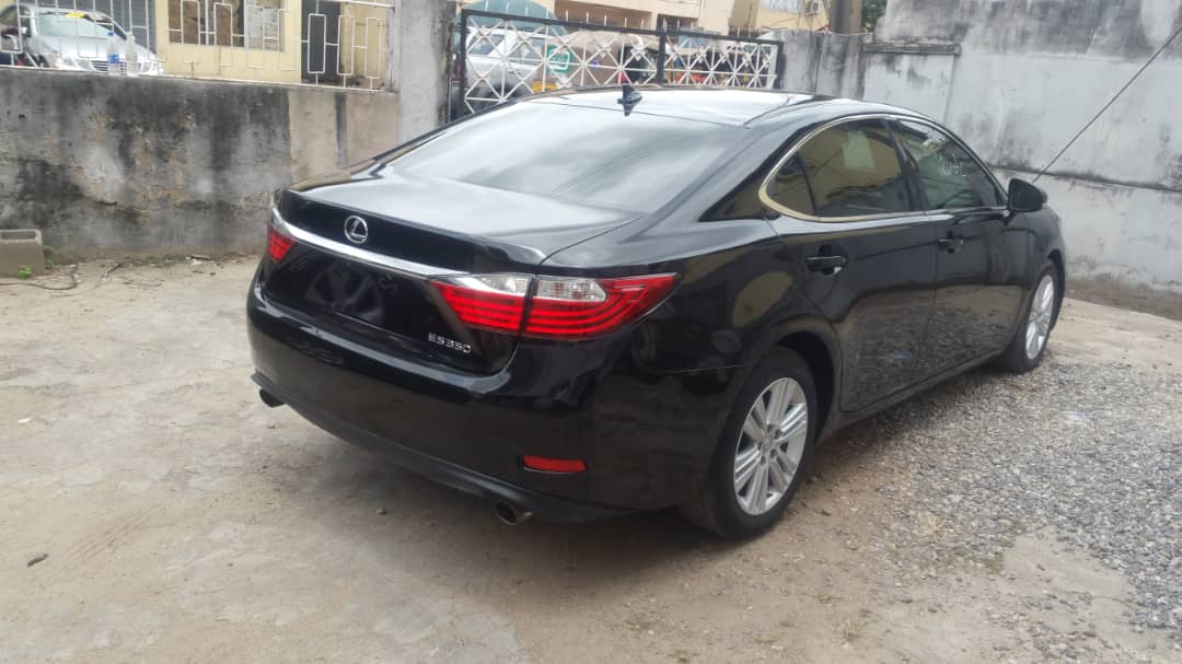 Buy 2014 foreign-used Lexus Es Lagos