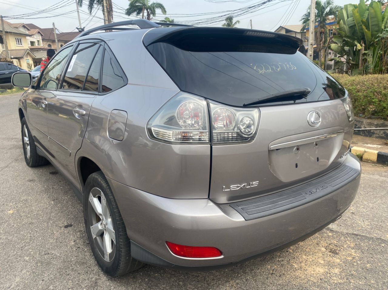 Buy 2006 foreign-used Lexus Rx 350 Lagos