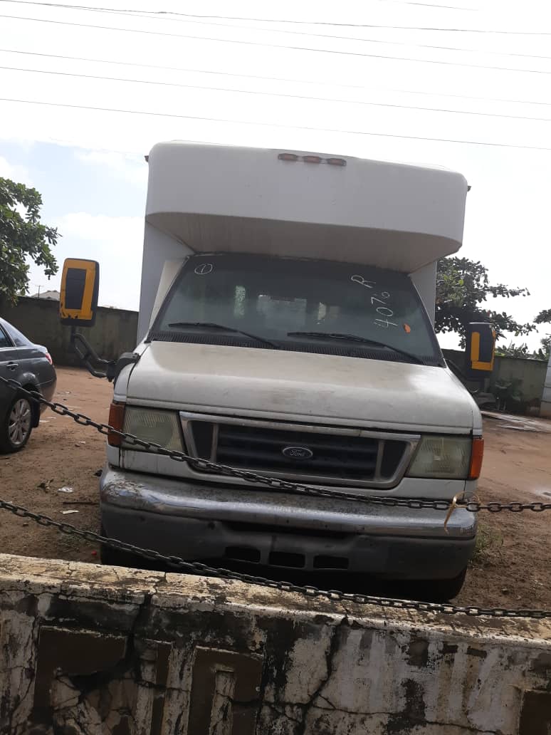 Buy 2006 foreign-used Ford Econoline Lagos