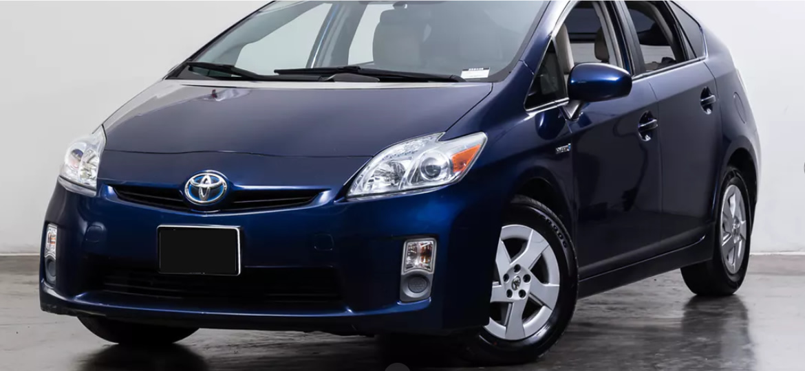 Buy a  brand new  2010 Toyota Prius for sale in Abuja