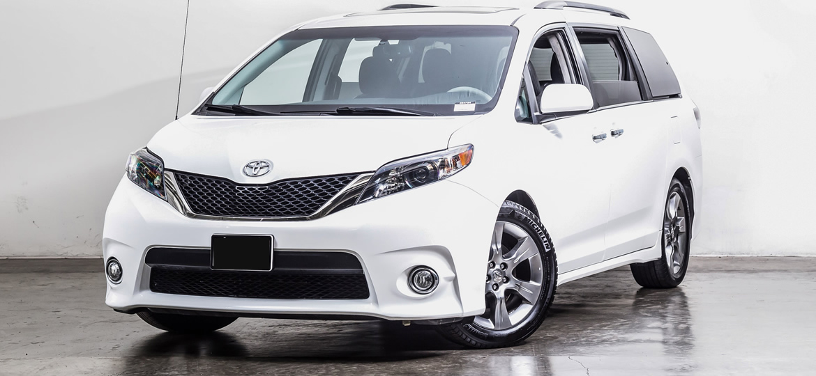 Foreign-used 2014 Toyota Sienna available in Lagos