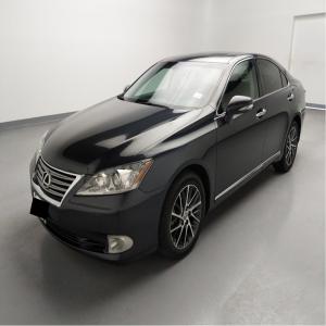 Foreign-used 2010 Lexus ES available in Lagos