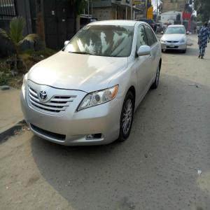 Buy a  brand new  2009 Toyota Camry for sale in Lagos