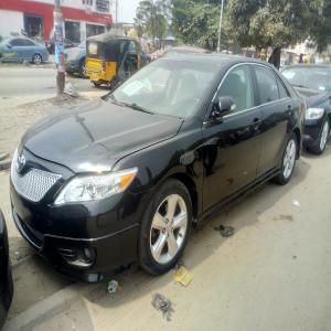  Tokunbo (Foreign Used) 2010 Toyota Camry available in Lagos