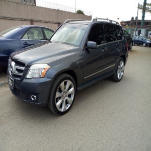  Tokunbo (Foreign Used) 2010 Mercedes-benz GLK available in Ikeja
