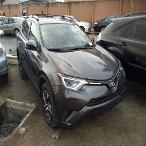  Tokunbo (Foreign Used) 2016 Toyota RAV4 available in Lagos