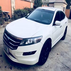  Nigerian Used 2011 Honda Crosstour available in Central-business-district