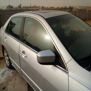  Nigerian Used 2005 Honda Accord available in Central-business-district