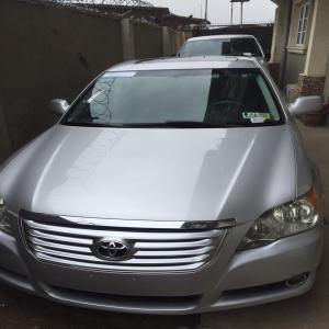 Buy a  brand new  2008 Toyota Avalon for sale in Lagos