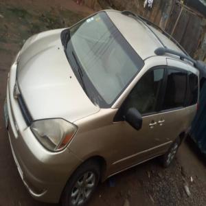  Nigerian Used 2004 Toyota Sienna available in Lagos