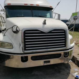 Buy a  brand new  2010 Mack Vision for sale in Lagos