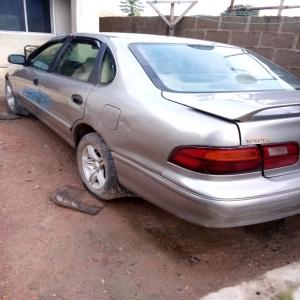 Buy a  nigerian used  1998 Toyota Avalon for sale in Abuja