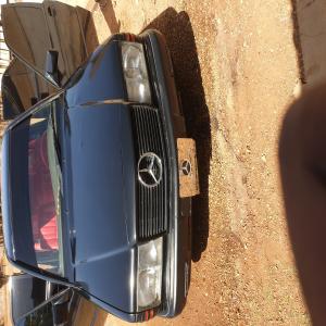  Nigerian Used 1991 Mercedes-benz 190e available in Plateau