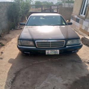  Nigerian Used 2002 Mercedes-benz C available in Abuja