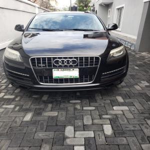  Nigerian Used 2014 Audi Q7 available in Ikeja