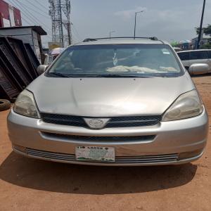 Buy a  nigerian used  2005 Toyota Sienna for sale in Lagos
