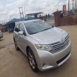  Tokunbo (Foreign Used) 2010 Toyota Venza available in Lagos