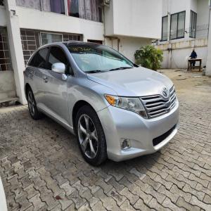  Tokunbo (Foreign Used) 2012 Toyota Venza available in Lagos