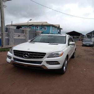  Nigerian Used 2013 Mercedes-benz Ml350 available in Ikeja
