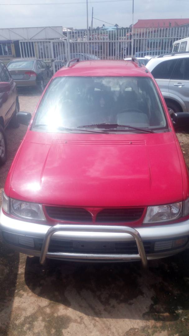 Buy 1999 foreign-used Mitsubishi Space Runner Lagos