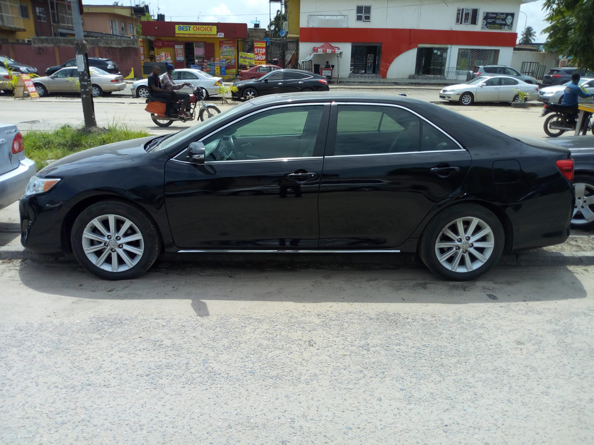 Buy 2012 foreign-used Toyota Camry Lagos