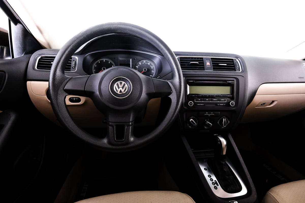 Buy 2011 foreign-used Volkswagen Jetta Lagos