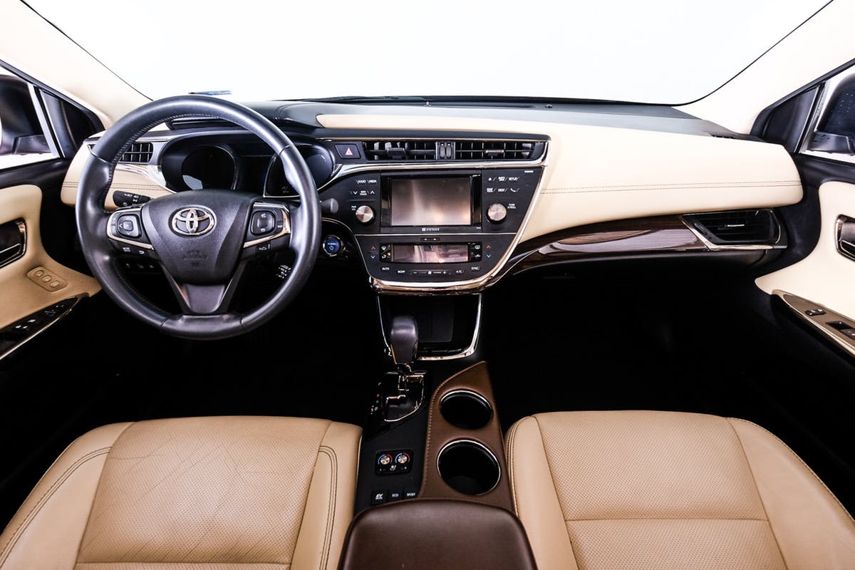 Buy 2014 foreign-used Toyota Avalon Lagos