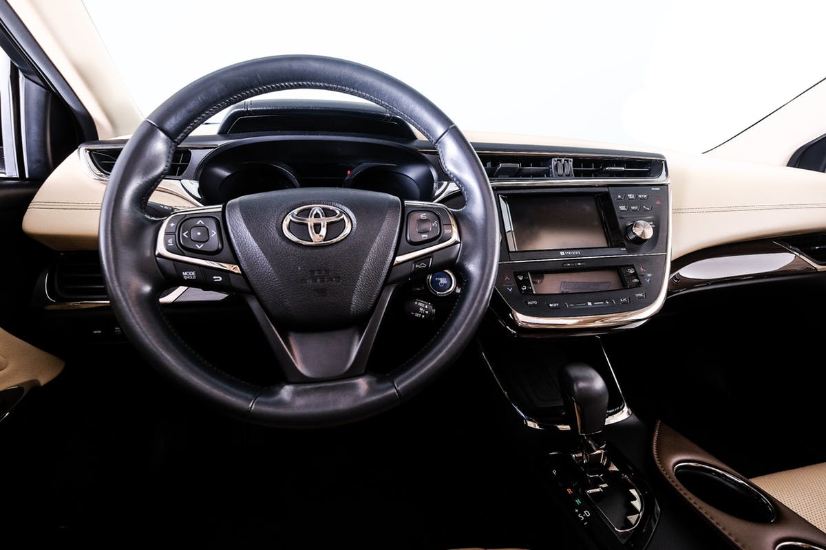 Buy 2014 foreign-used Toyota Avalon Lagos