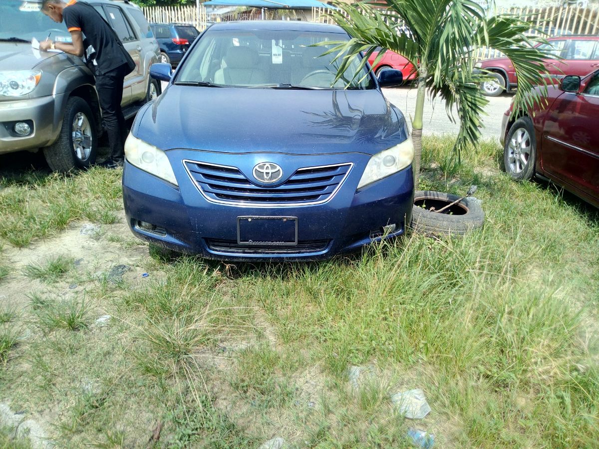 Buy 2007 foreign-used Toyota Camry Lagos
