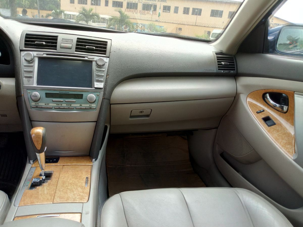 Buy 2007 foreign-used Toyota Camry Lagos