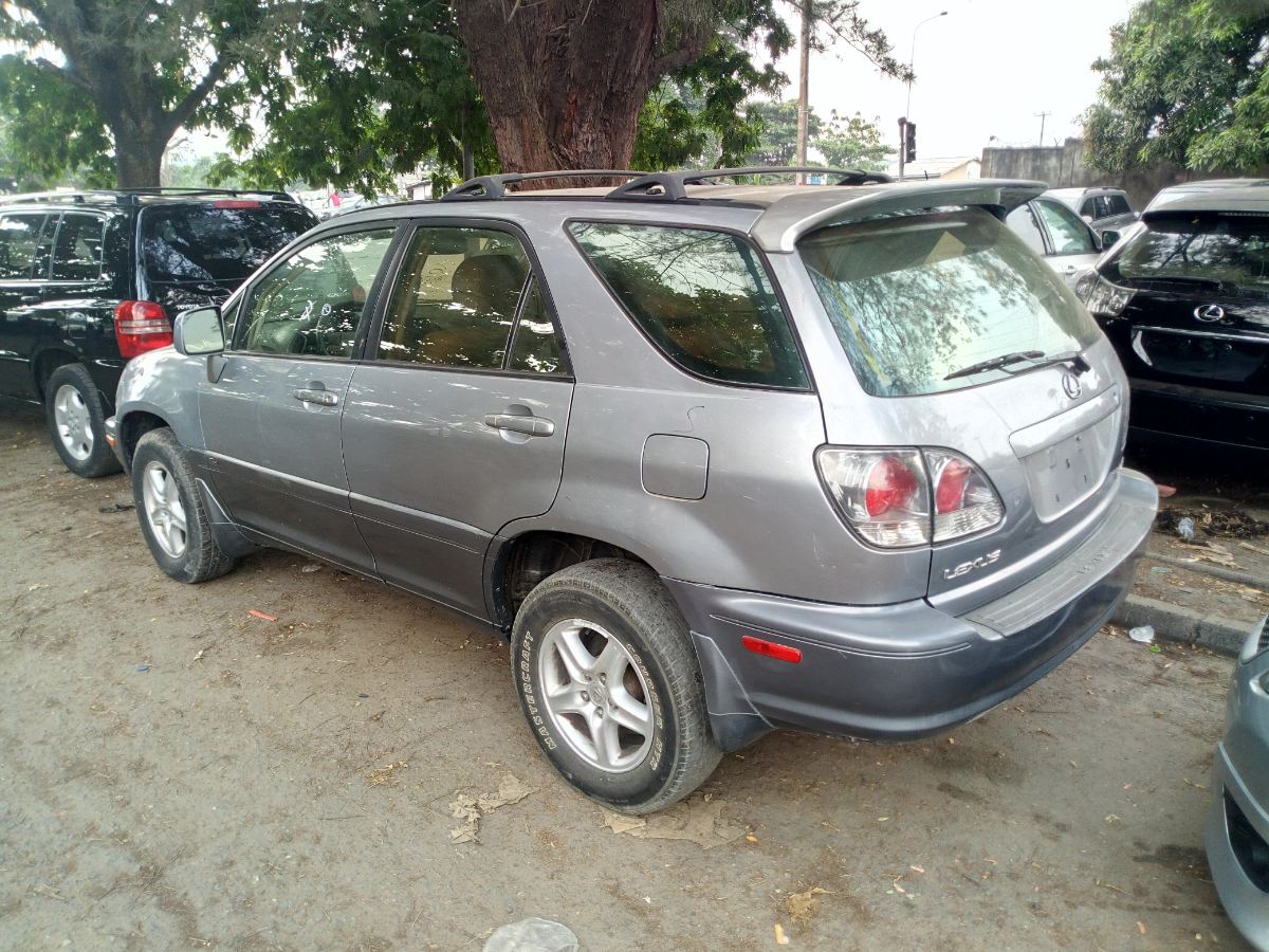 Buy 2003 foreign-used Lexus RX Lagos