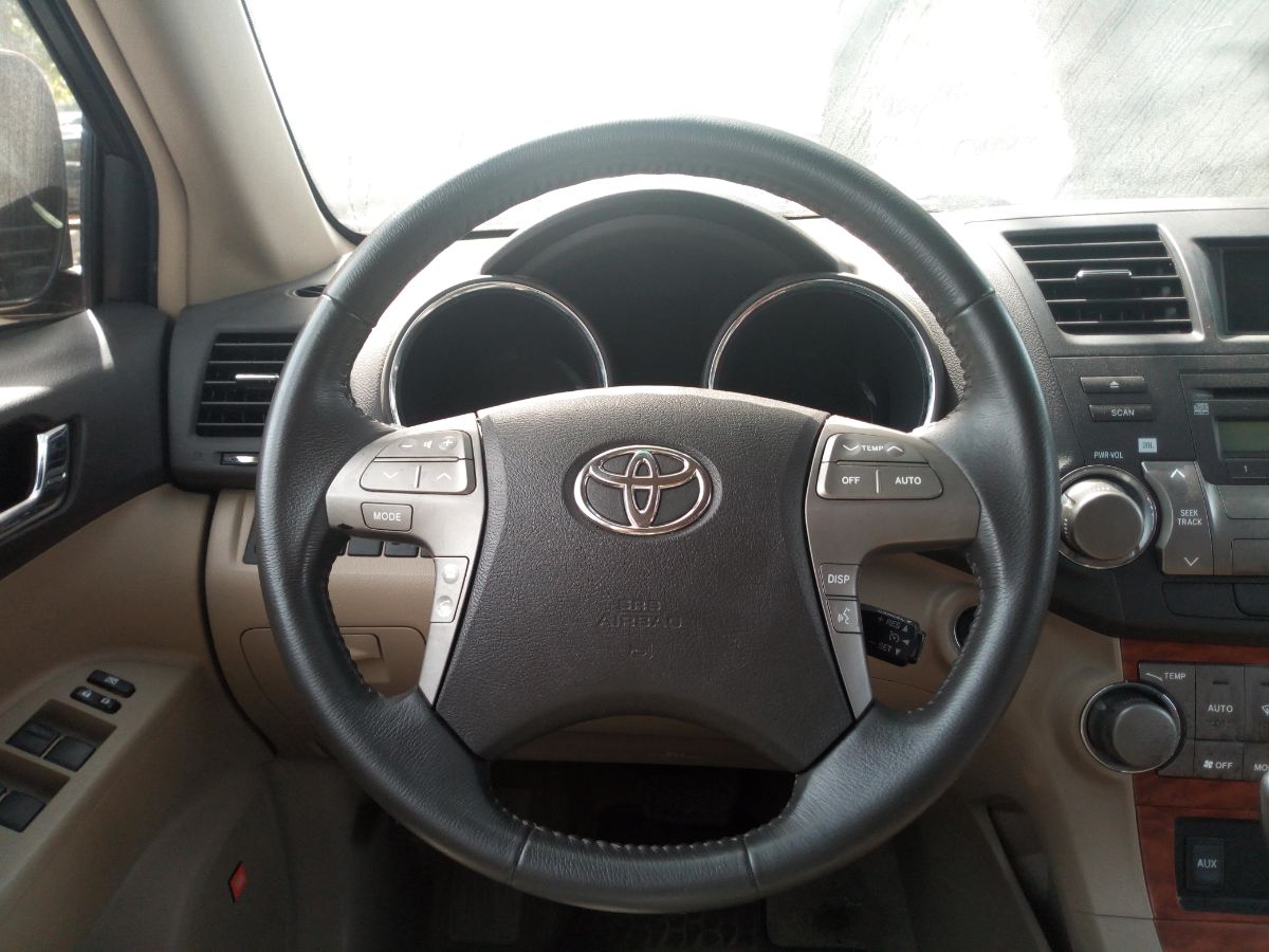 Buy 2008 foreign-used Toyota Highlander Lagos