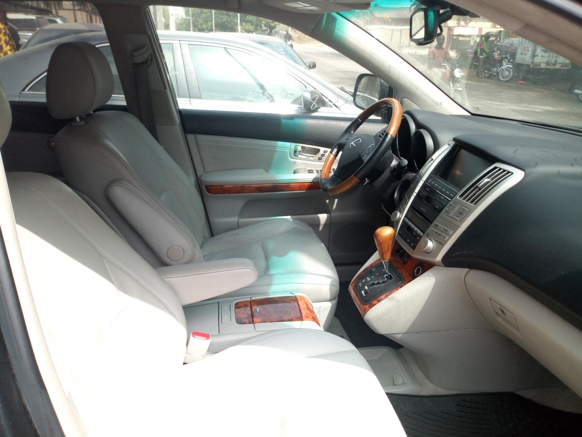 Buy 2007 foreign-used Lexus RX Lagos