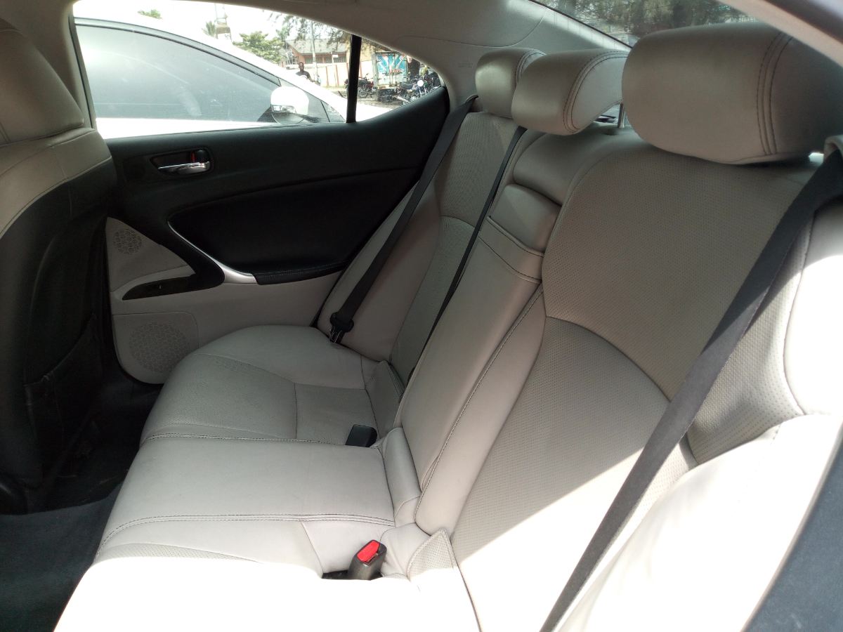 Buy 2009 foreign-used Lexus IS Lagos