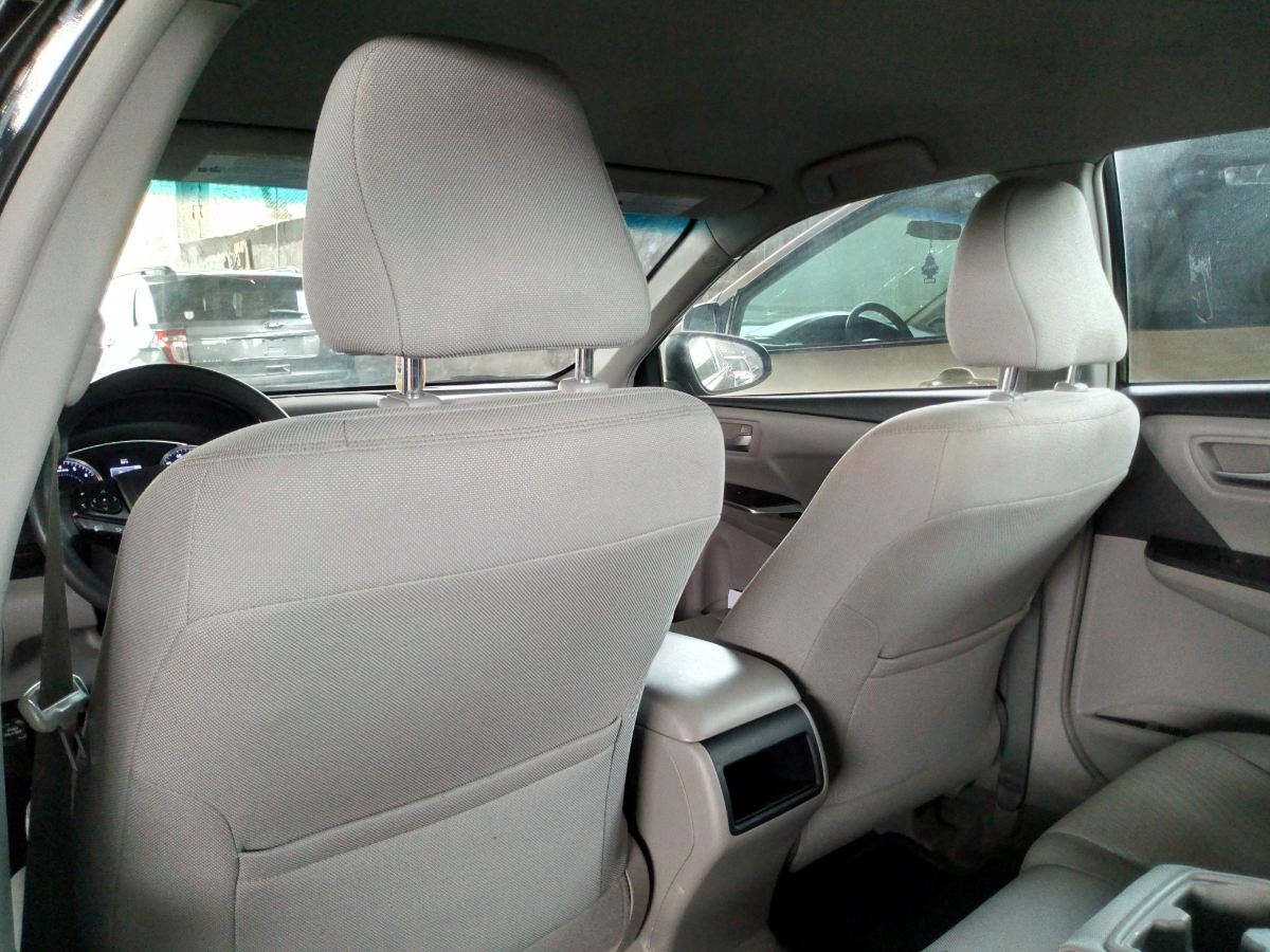 Buy 2016 foreign-used Toyota Camry Lagos