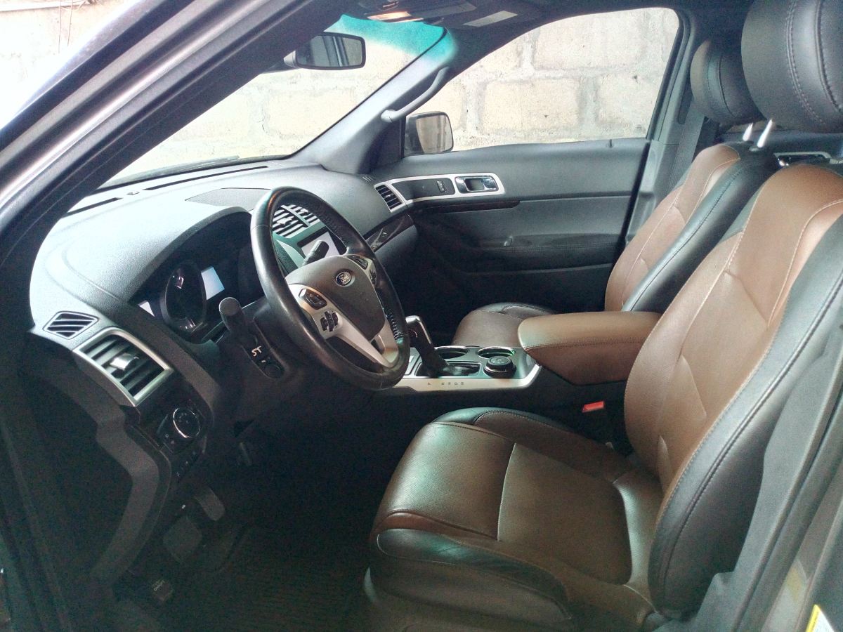 Buy 2013 foreign-used Ford Explorer Lagos