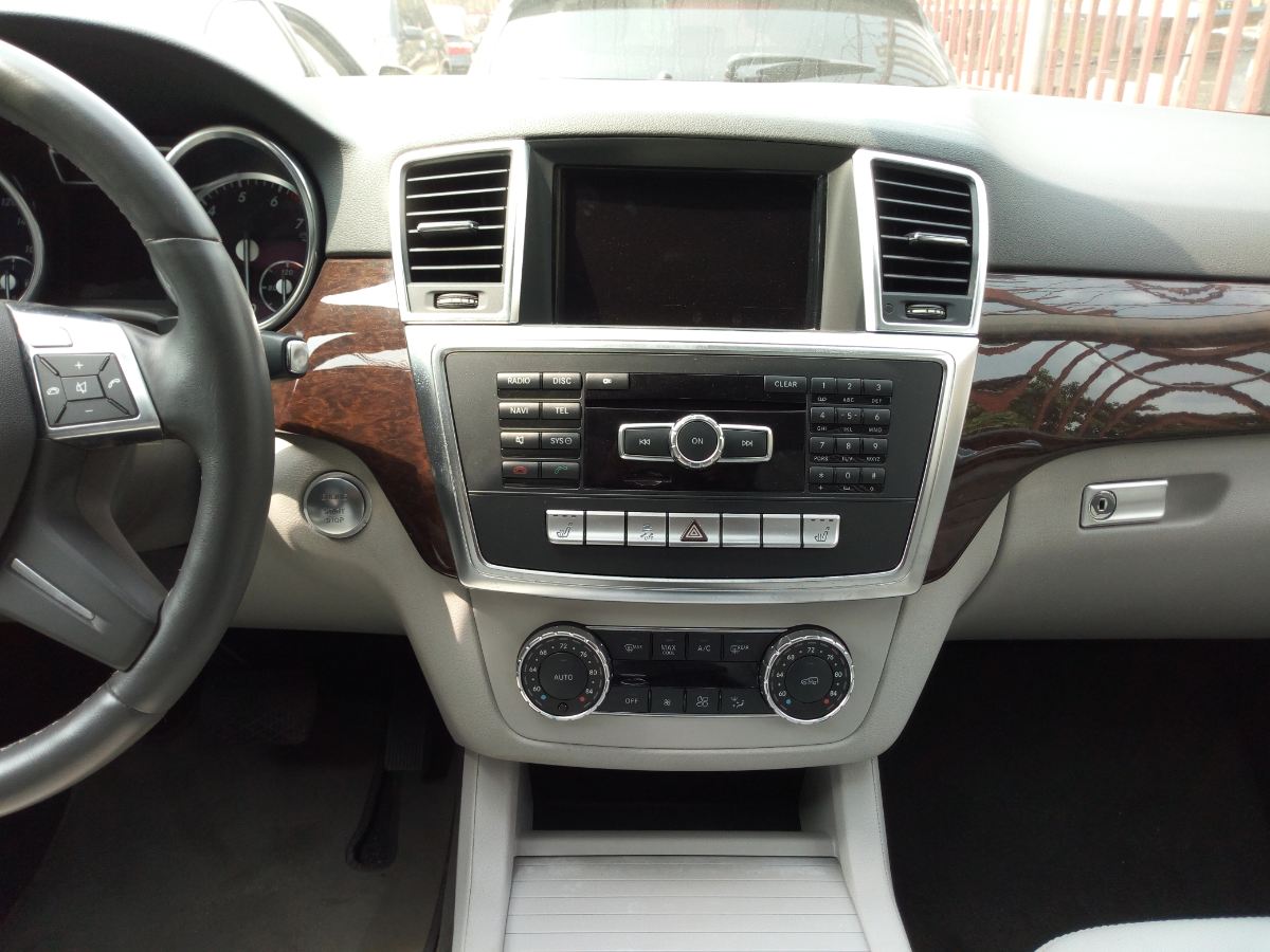 Buy 2013 foreign-used Mercedes-benz M Lagos