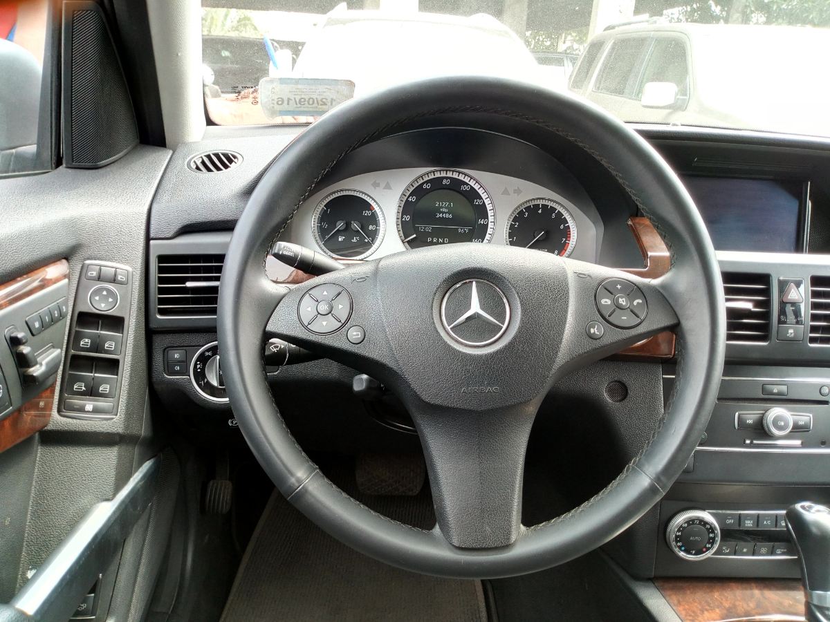 Buy 2012 foreign-used Mercedes-benz GLK Lagos