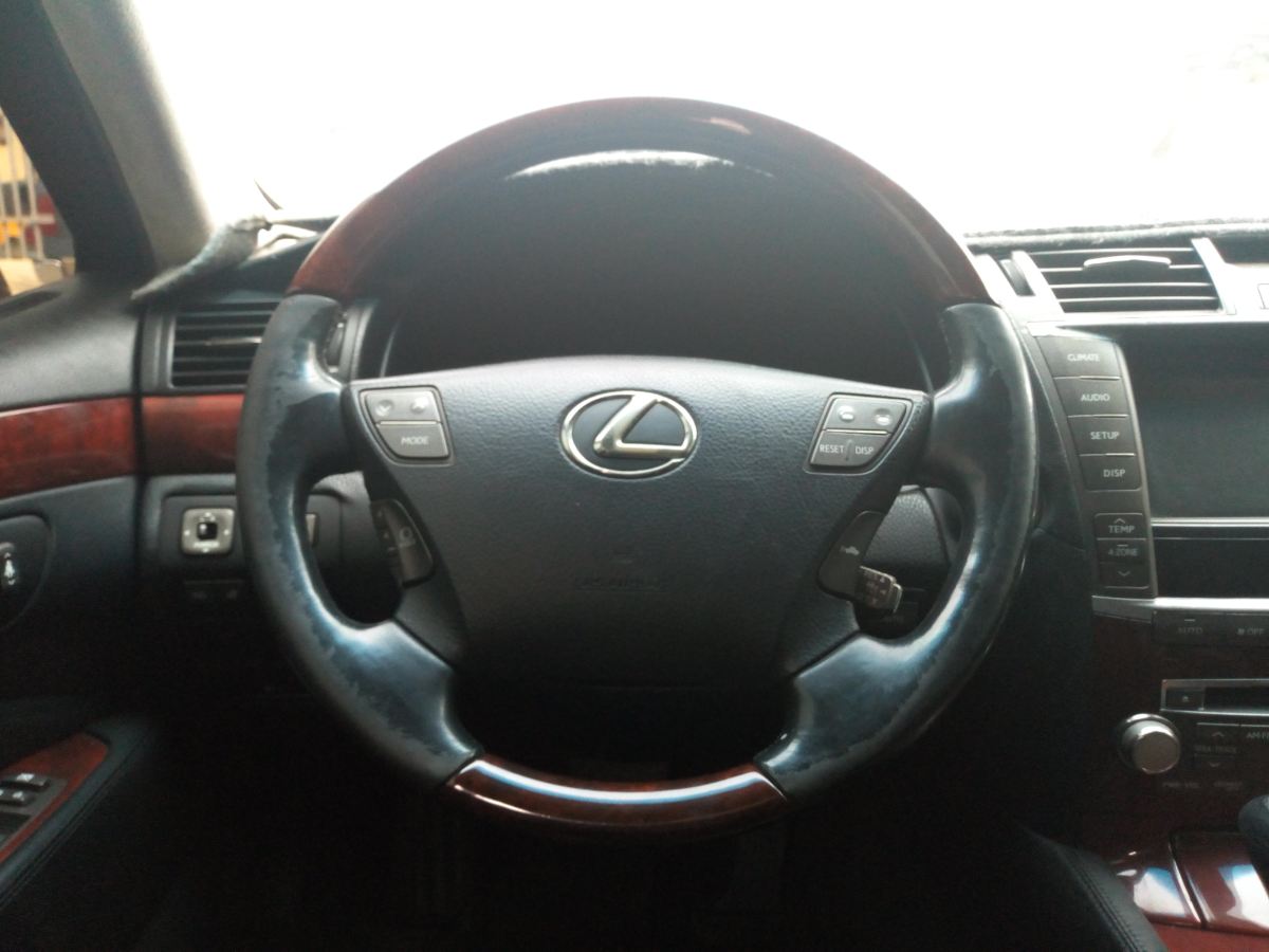 Buy 2011 foreign-used Lexus LS Lagos