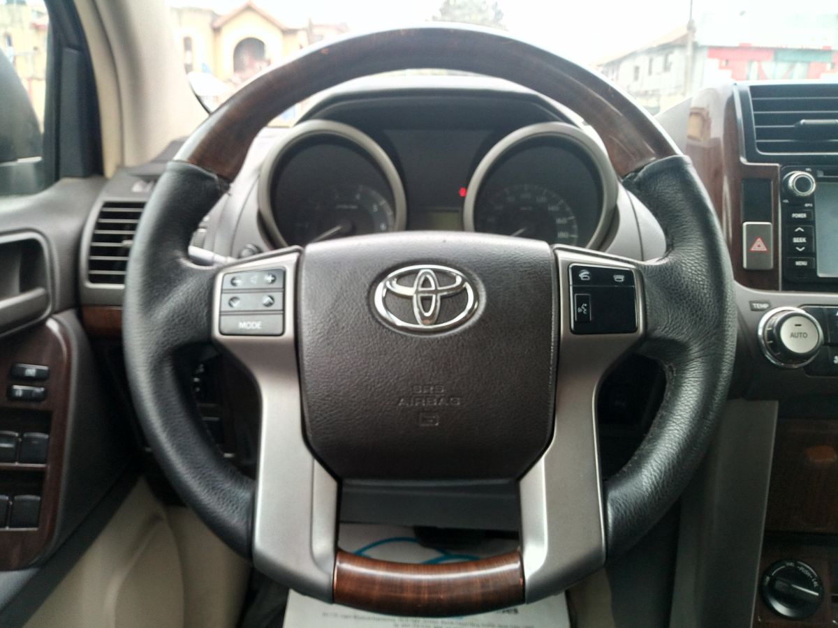 Buy 2011 foreign-used Toyota Land Cruiser Lagos