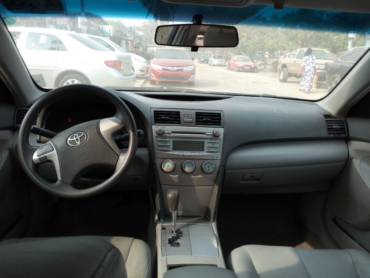 Buy 2009 foreign-used Toyota Camry Lagos