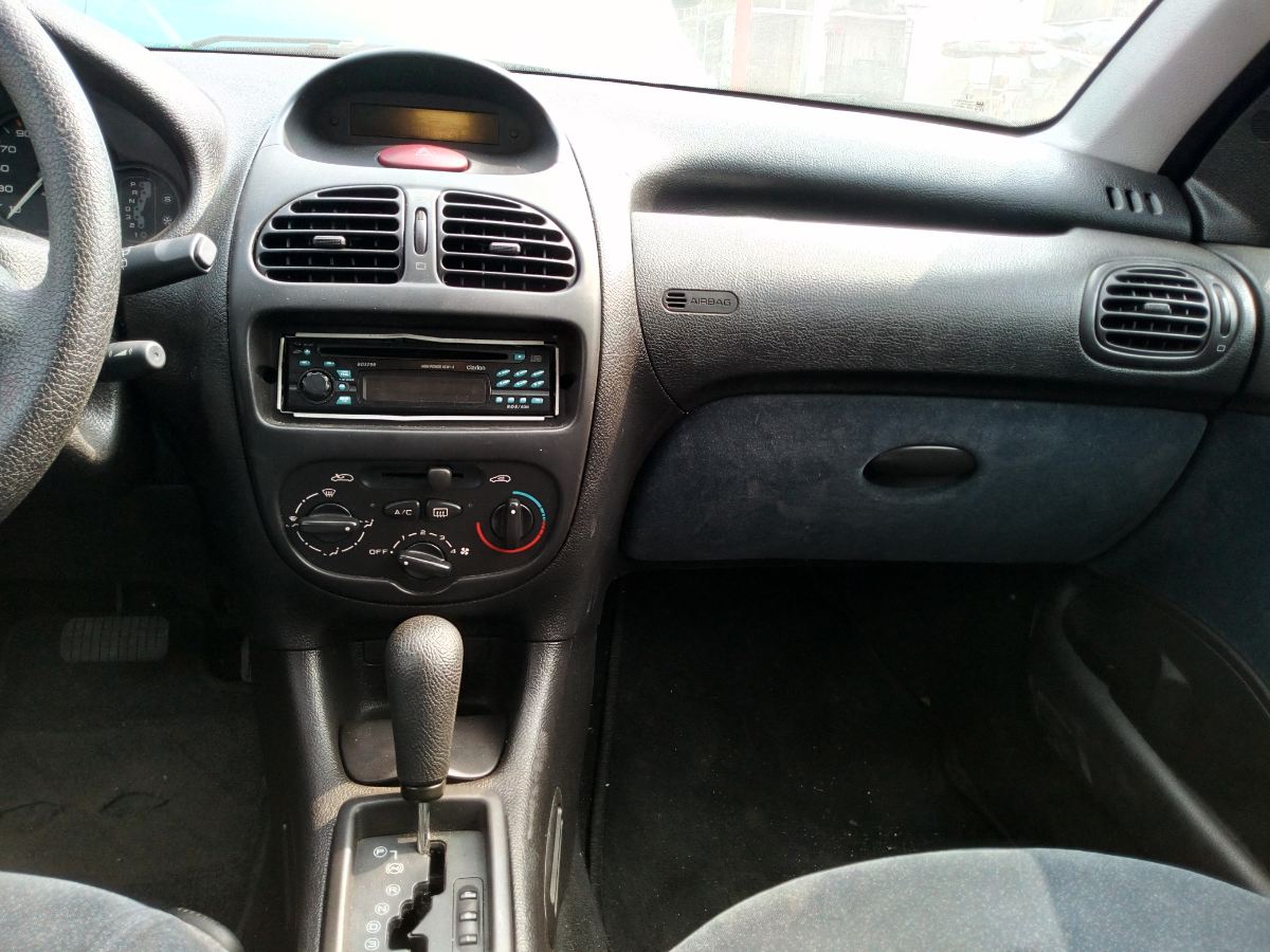 Buy 2004 foreign-used Peugeot 206 Lagos