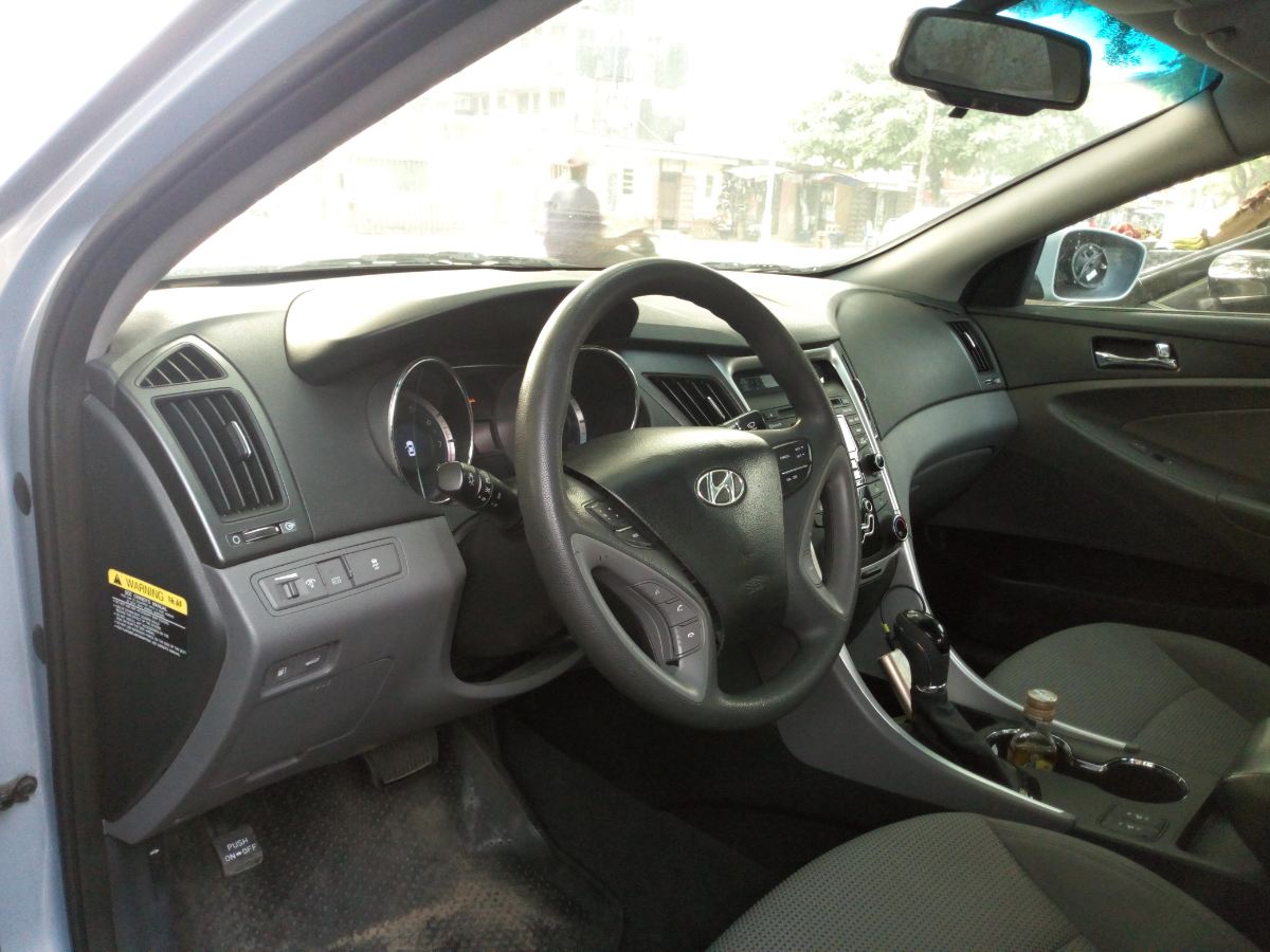 Buy 2013 foreign-used Hyundai Sonata Lagos