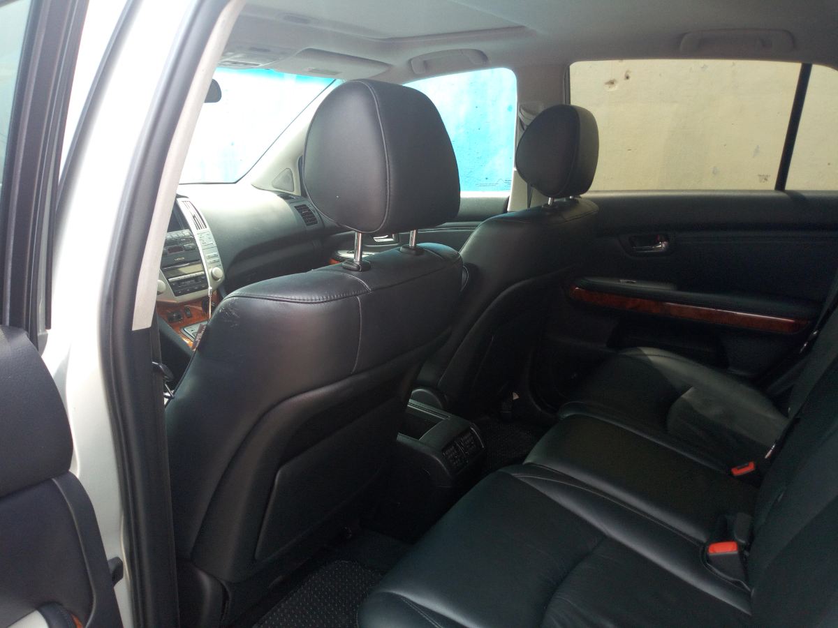 Buy 2006 foreign-used Lexus RX Lagos