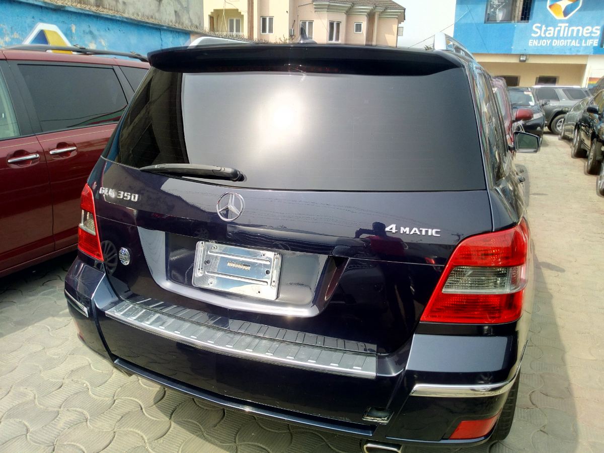 Buy 2010 foreign-used Mercedes-benz GLK Lagos