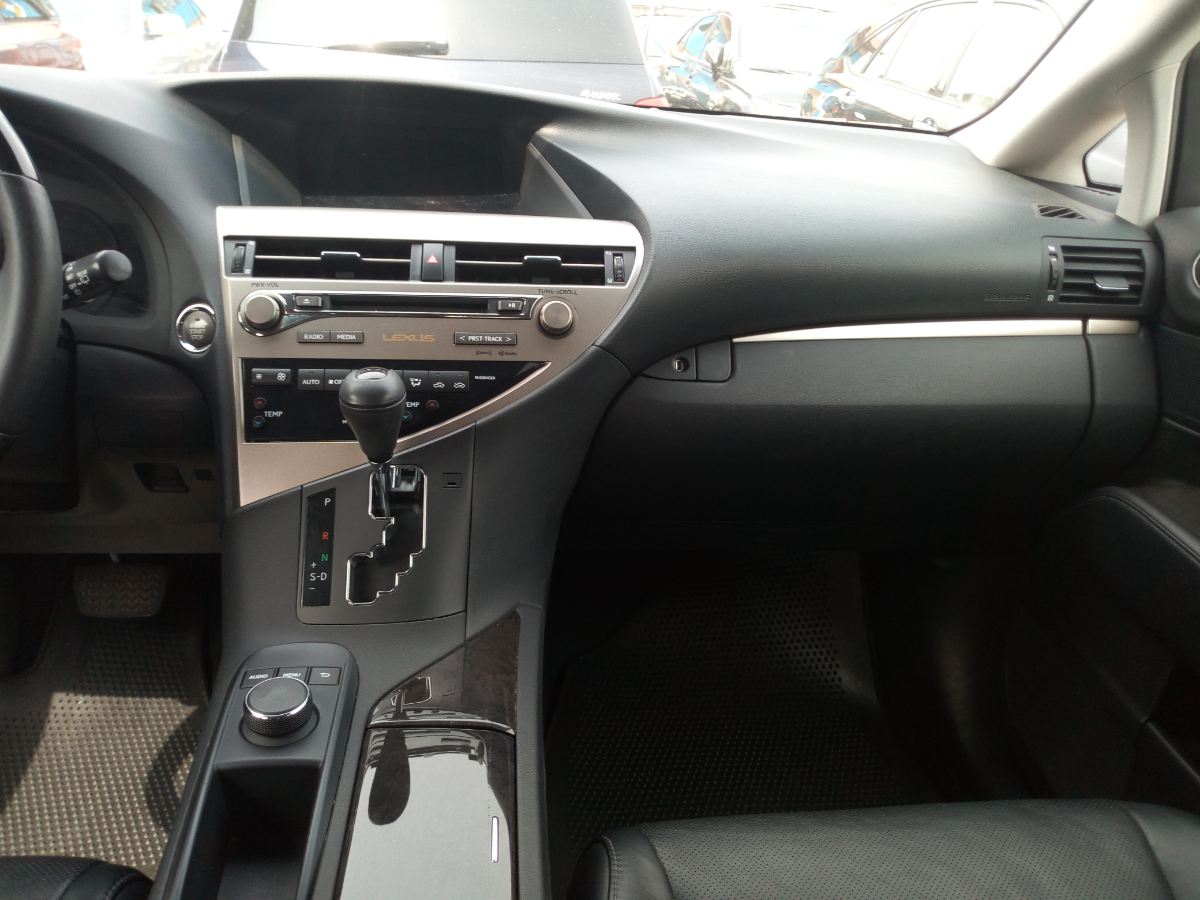 Buy 2013 foreign-used Lexus RX Lagos