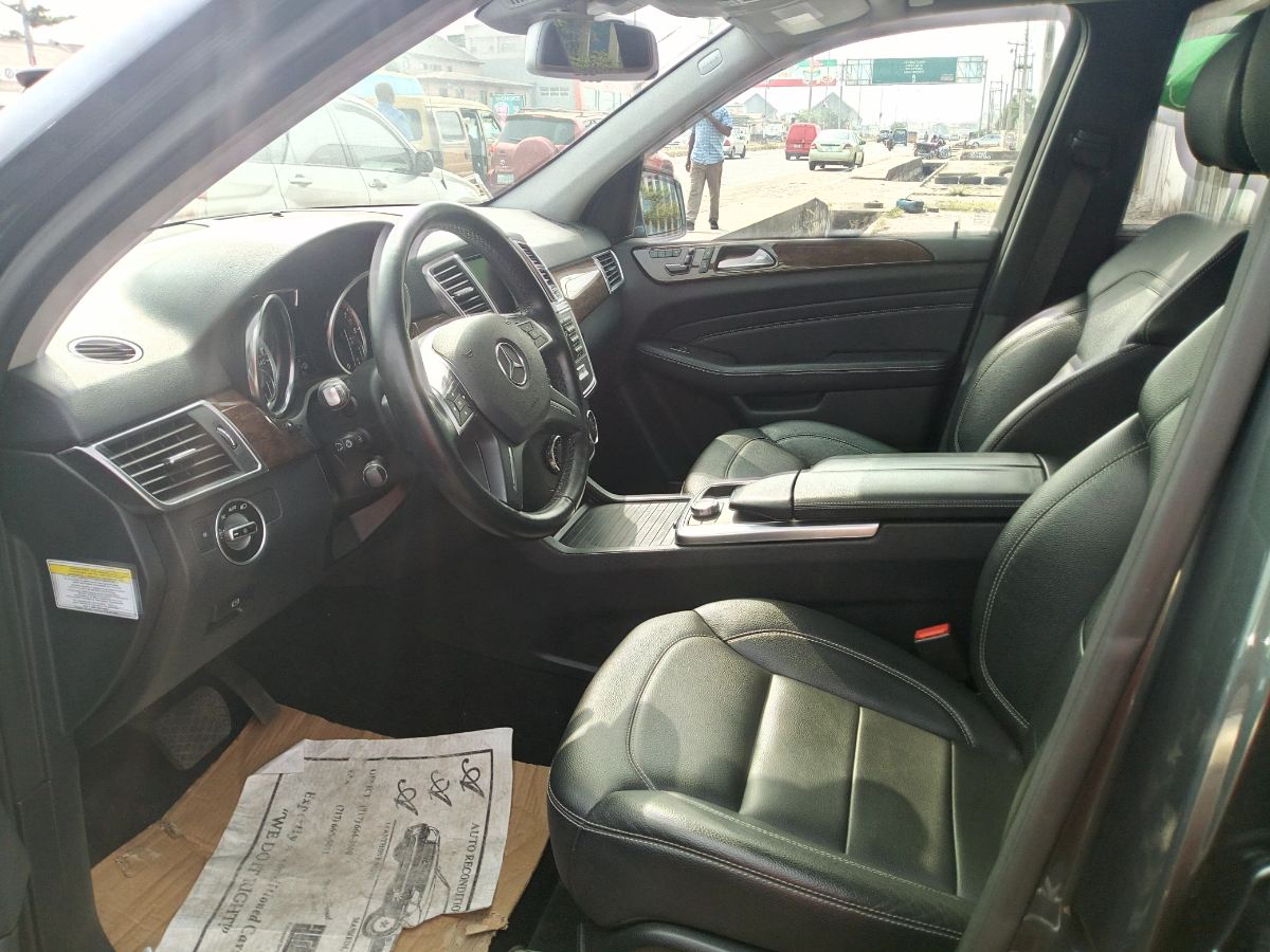 Buy 2012 foreign-used Mercedes-benz ML Lagos