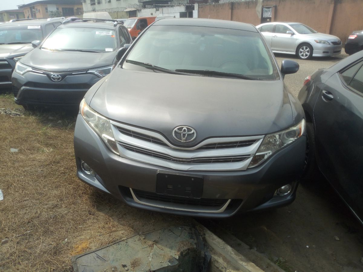 Buy 2011 foreign-used Toyota Venza Lagos